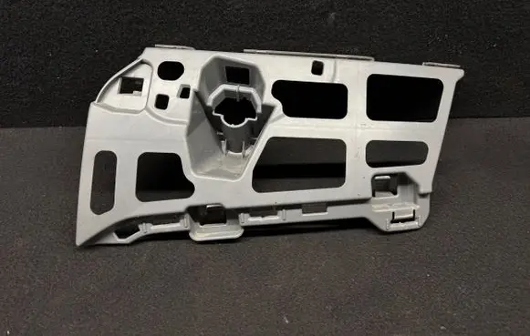 Skoda Octavia Mk4 Front bumper mounting bracket 5E3807055 3200201124
