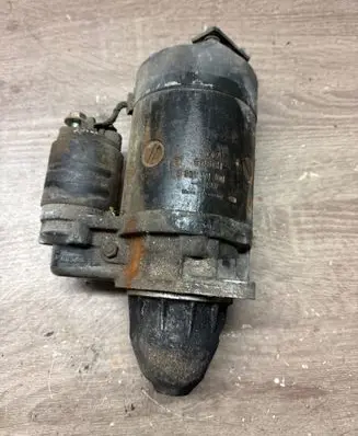 BMW 3 E30 Starter motor 0001311100