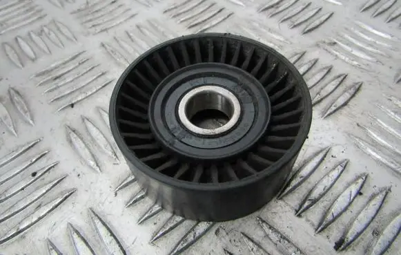 Toyota Auris 150 Belt tensioner pulley 166030r010 16603-0r010