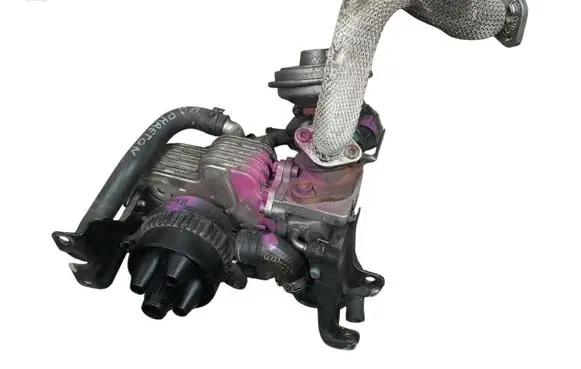 Volkswagen Phaeton EGR valve cooler 059131512H 059131508F 059131063C