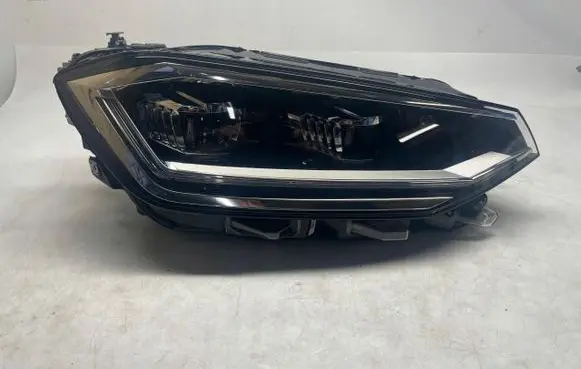 Volkswagen Golf Sportsvan Headlight/headlamp 517941082