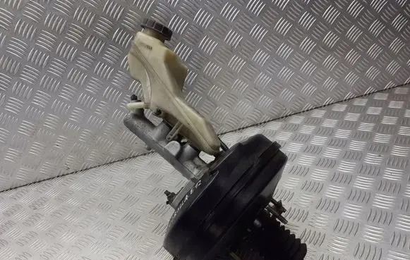 Toyota Corolla E120 E130 Brake booster LSH65