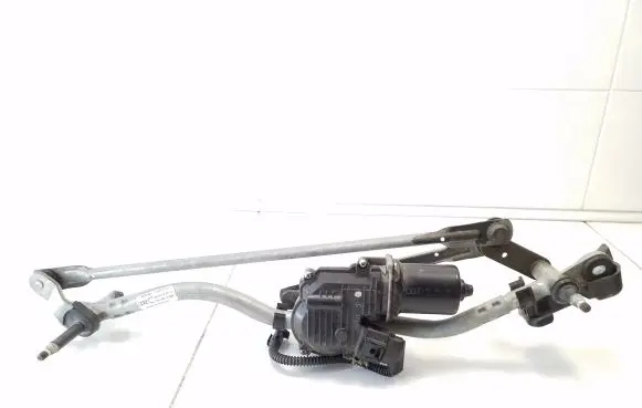 Audi A4 S4 B8 8K Front wiper linkage and motor 8K1955119B