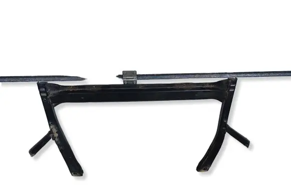 Volvo XC40 Radiator mount bracket 32221552