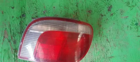 Toyota Yaris Rear/tail lights