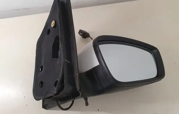 Front door electric wing mirror