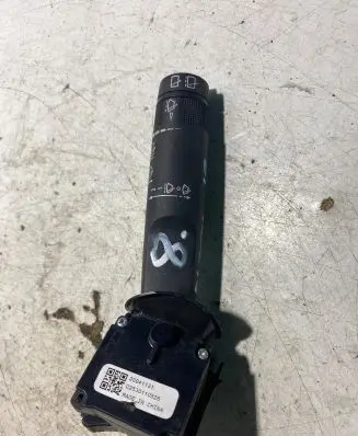 Opel Astra J Wiper control stalk 20941131