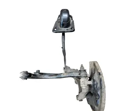 Volkswagen Tiguan Rear wheel hub spindle/knuckle zwrotnicatig2pt