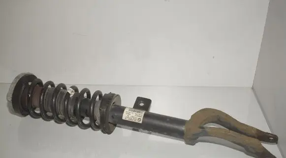 BMW 5 F10 F11 Front shock absorber with coil spring 6783975 31316783975 6795082