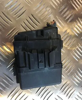Toyota Auris 150 Fuse module