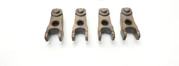 Volkswagen PASSAT B5 Fuel Injector clamp holder