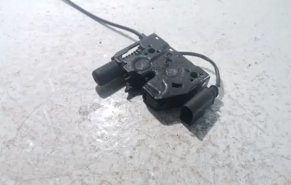Audi A1 Tailgate/trunk/boot lock/catch/latch