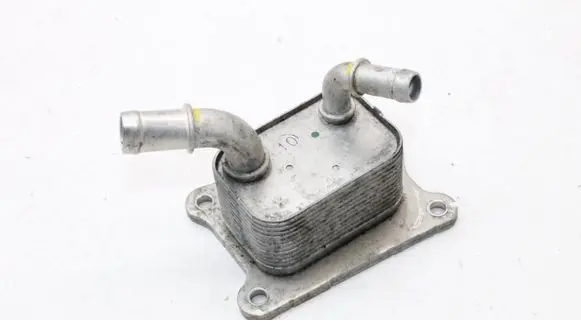 KIA Sportage Engine oil radiator 