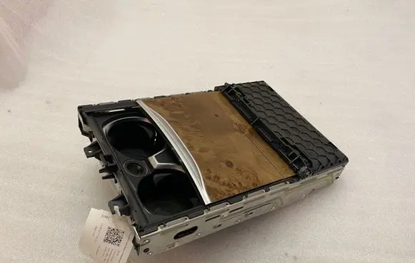 BMW 7 G11 G12 Cup holder 9302629
