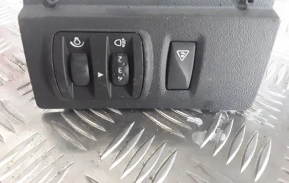 Renault Megane III Headlight level height control switch 648450002R