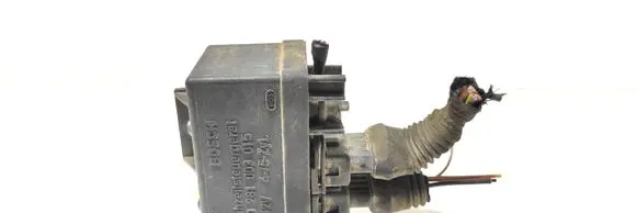 Fiat Multipla Glow plug pre-heat relay 0281003015