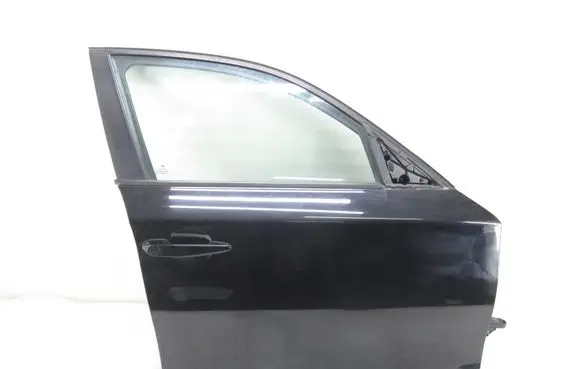 BMW 1 E81 E87 Front door 