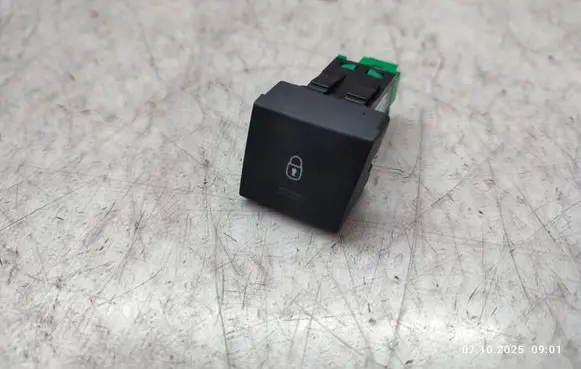 Peugeot 508 RXH Central locking switch button 96770413ZE