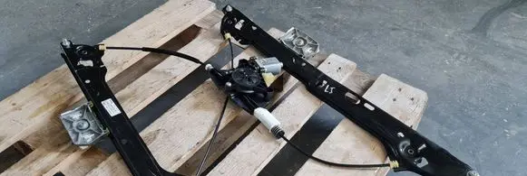 Audi RS Q8 Rear window lifting mechanism without motor 4M8839461 C70210104