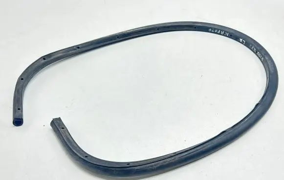 Land Rover Range Rover Evoque L538 Engine compartment rubber 