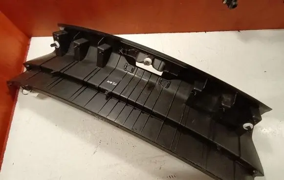 Volvo V40 Trunk/boot sill cover protection 31291048 A048601