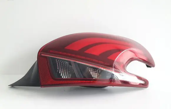 Peugeot 208 Rear/tail lights 9825601180