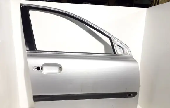 Volvo XC90 Front door
