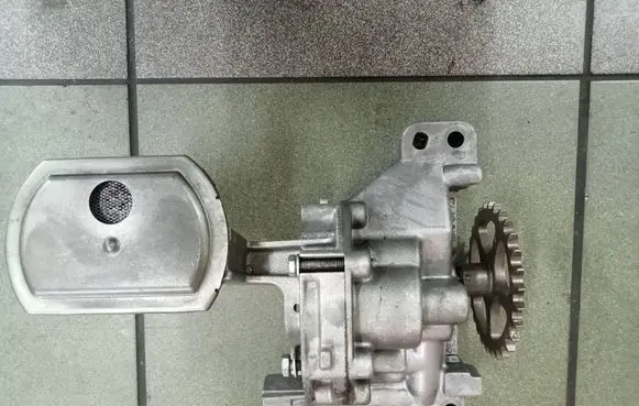 Ford Mondeo MK IV Oil pump 9431291021