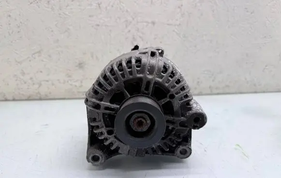 BMW 1 E81 E87 Generator/alternator 7799180 0986080580