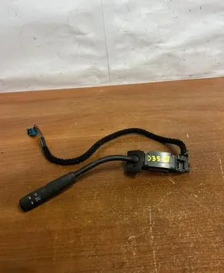 Mercedes-Benz E W210 Cruise control switch 2105400645 D3918