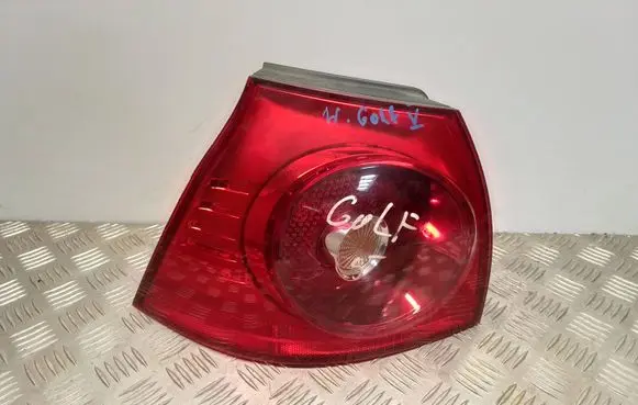 Volkswagen Golf V Rear/tail lights 1K6945095G
