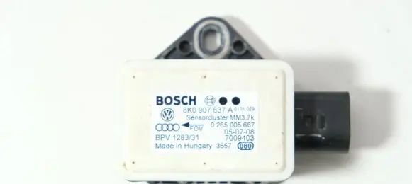 Audi A4 S4 B8 8K ESP acceleration yaw rate sensor 8K0907637A