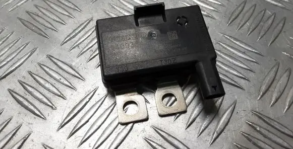 Volvo V40 Fuse module 31409364