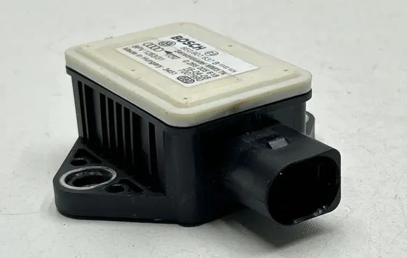 Audi A6 S6 C6 4F ESP acceleration yaw rate sensor 8E0907637B 7007990 0265005618