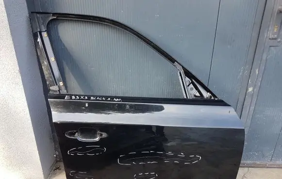 BMW X3 E83 Front door
