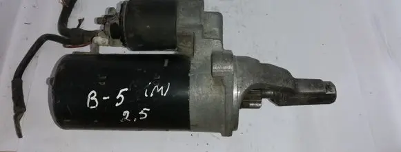 Volkswagen PASSAT B5 Starter motor 1001821953