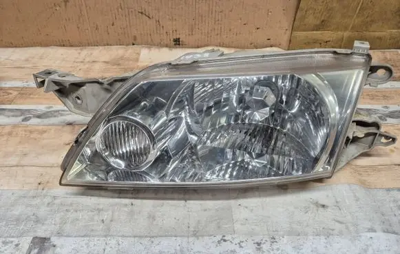 Mazda Premacy Headlight/headlamp