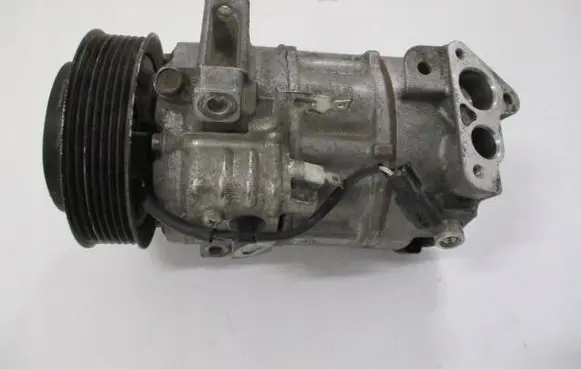Nissan Qashqai Air conditioning (A/C) compressor (pump) 926004EB1A