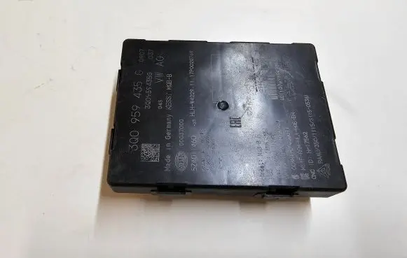 Keyless (KESSY) go control unit/module