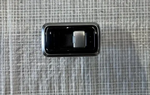 Jaguar F-Pace Quarter vent window switch FPACE