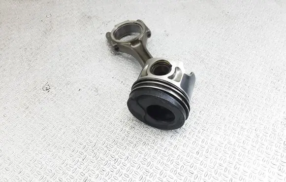 Ford Galaxy Piston with connecting rod