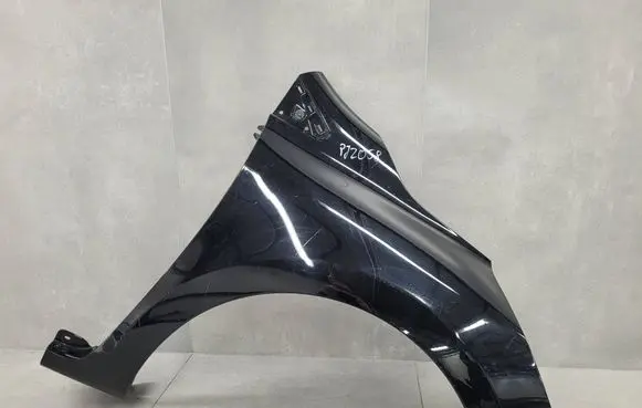 Renault Clio IV Fender 631009436R