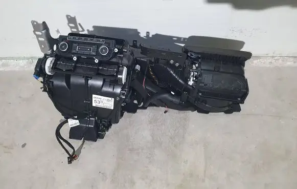 Volkswagen Golf Plus Interior heater climate box assembly 5M1820003CE CZ4431604832