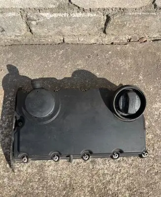Audi A6 S6 C6 4F Rocker cam cover 03G103475B PA66GF30