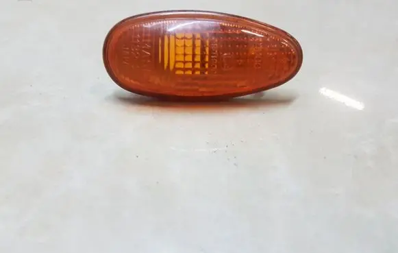 Mitsubishi Pajero Sport I Front fender indicator light