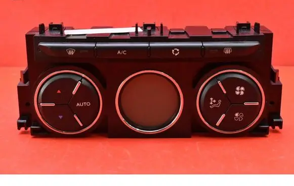 Citroen DS3 Climate control unit 96753994XT