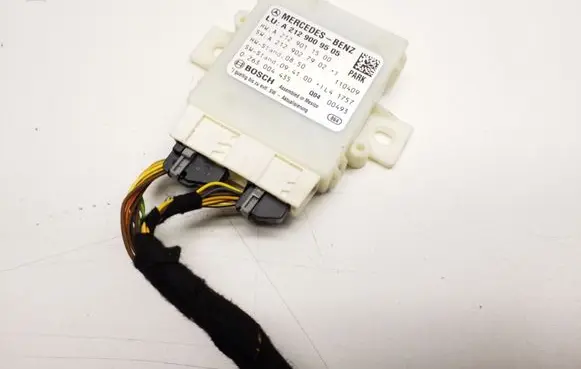 Mercedes-Benz E W212 Parking PDC control unit/module A2129009505