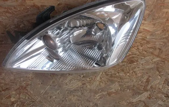 Mitsubishi Lancer Headlight/headlamp