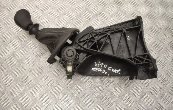 Mercedes-Benz Vito Viano W447 Gear shifter/selector A4472600198