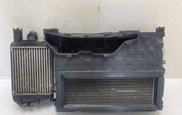 Renault Clio IV Front piece kit 214818009